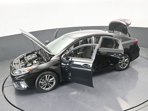 Used 2023 Kia Forte LXS w/ LXS Technology Package image 59