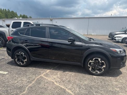 Used 2023 Subaru Crosstrek 2.5i Limited AWD/4WD image 8