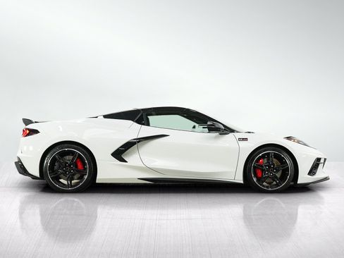 Used 2023 Chevrolet Corvette Stingray Preferred Conv w/ Z51 Performance Package RWD image 6