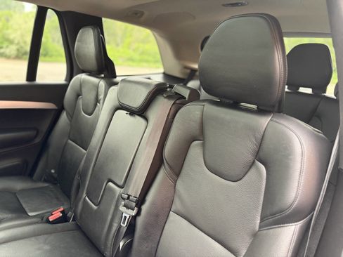 Used 2017 Volvo XC90 T6 Momentum w/ Vision Package AWD/4WD image 17