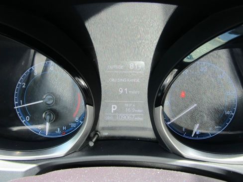 Used 2015 Toyota Corolla S FWD image 14