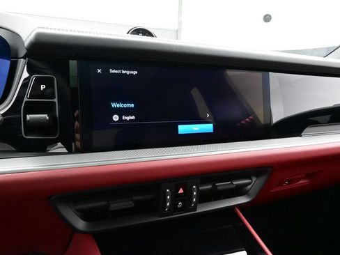 Certified 2025 Porsche Cayenne Coupe AWD/4WD image 10