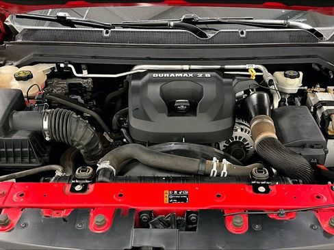 Used 2018 Chevrolet Colorado LT w/ LT Convenience Package AWD/4WD image 11