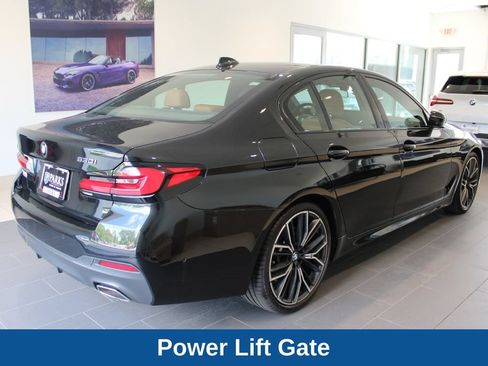 Used 2021 BMW 530i w/ M Sport Package RWD image 18