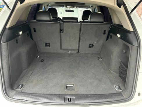 Used 2011 Audi Q5 2.0T Premium image 17