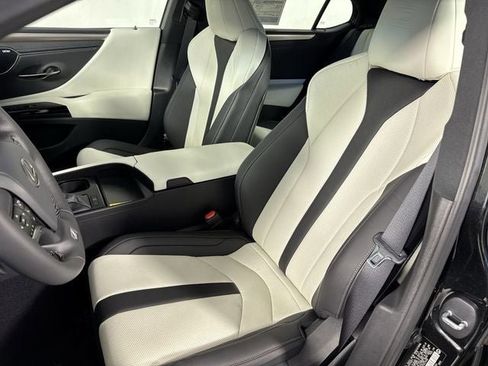 New 2025 Lexus ES 350 F Sport image 18