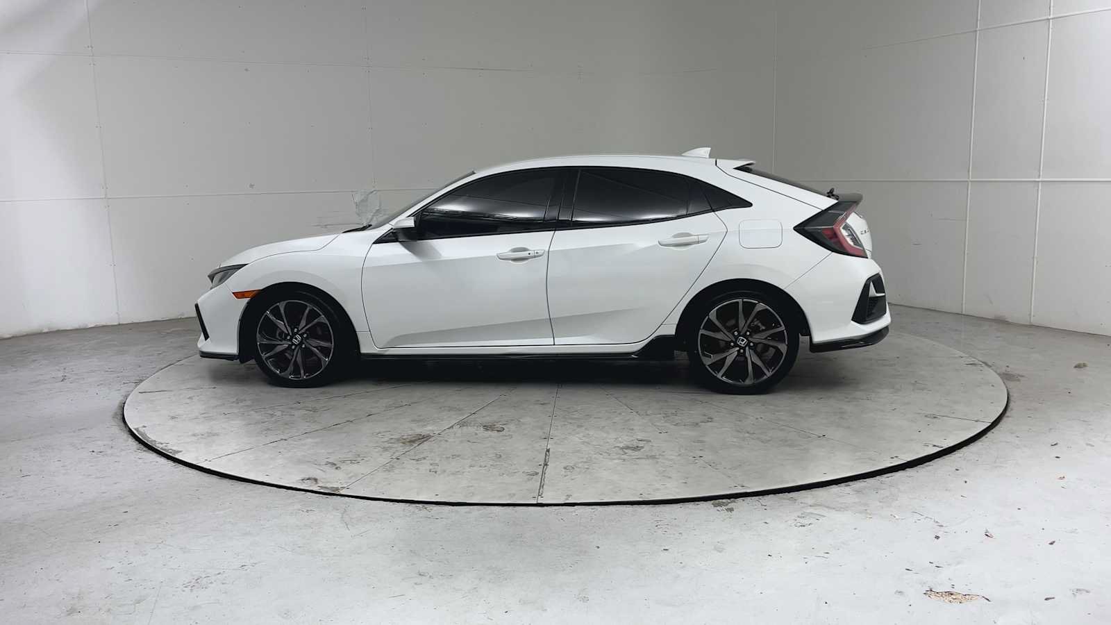 Used 2021 Honda Civic Sport image 4