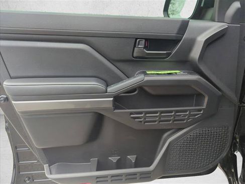 New 2026 Toyota Tacoma SR5 image 9