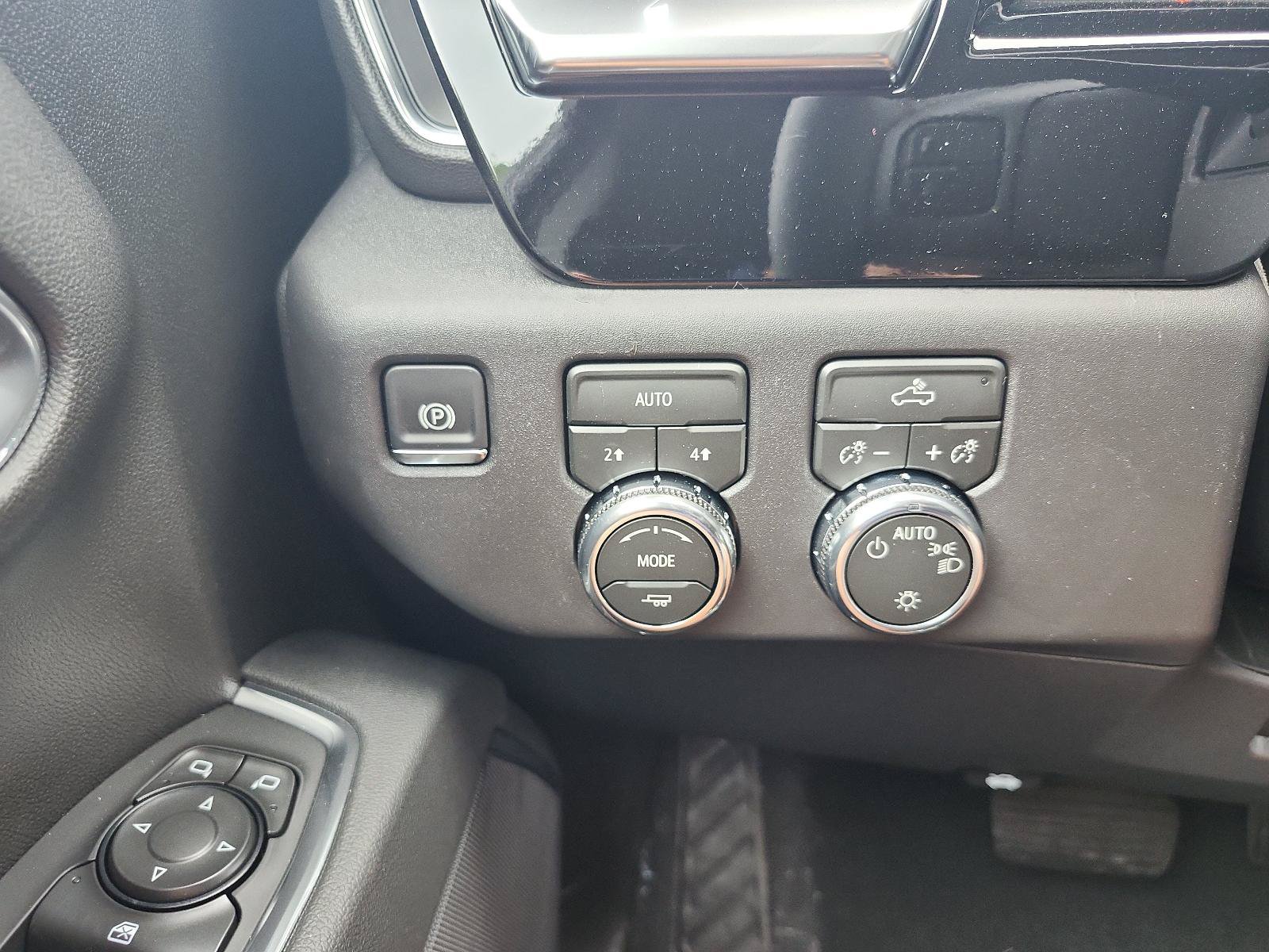 New 2026 GMC Sierra 1500 SLE AWD/4WD image 18
