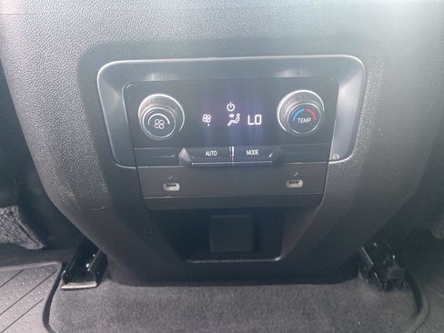 Certified 2021 Chevrolet Tahoe LT AWD/4WD image 21