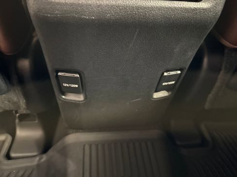 Used 2018 Toyota 4Runner Limited AWD/4WD image 27