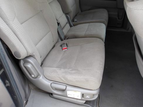 Used 2013 Honda Odyssey EX image 21