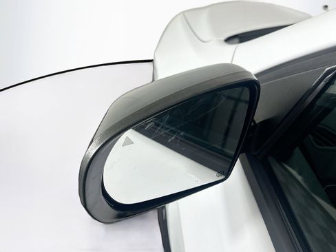 Used 2023 Jeep Cherokee Altitude Lux image 16