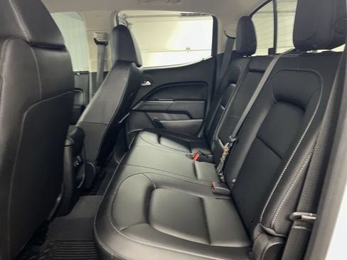 Certified 2022 Chevrolet Colorado LT w/ Luxury Package AWD/4WD image 25