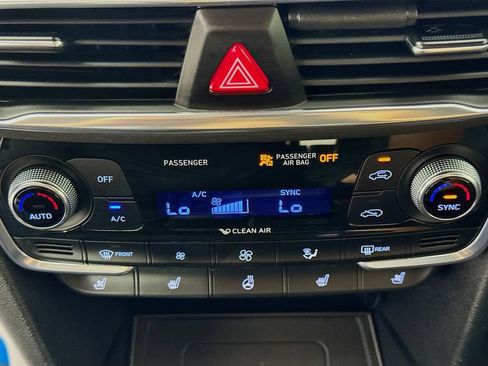 Used 2020 Hyundai Santa Fe Limited FWD image 19