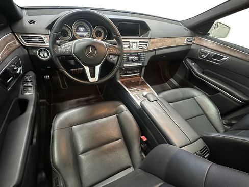 Used 2014 Mercedes-Benz E 350 4MATIC Sedan image 20