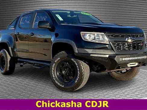 Used 2018 Chevrolet Colorado ZR2 w/ ZR2 Midnight Special Edition image 3