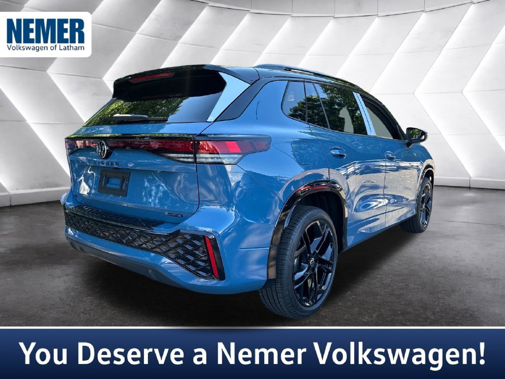 New 2026 Volkswagen Tiguan SE R-Line AWD/4WD image 4