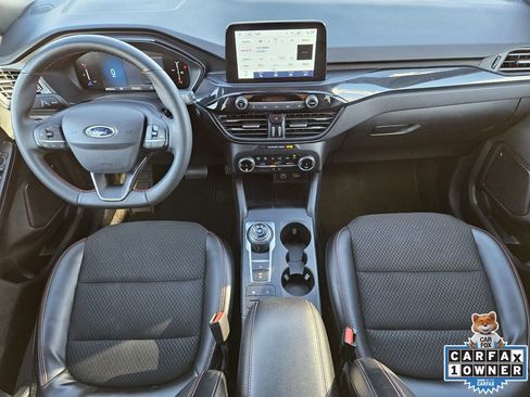 Used 2025 Ford Escape ST-Line image 32