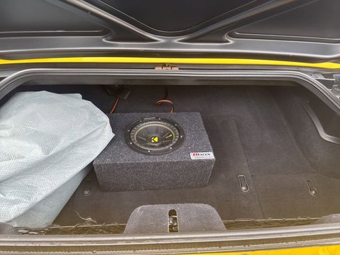 Used 2002 Chevrolet Corvette Convertible w/ Preferred Equipment Group2 image 19