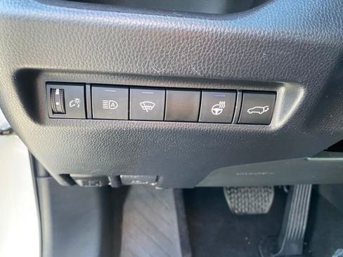 Certified 2022 Toyota RAV4 XLE Premium AWD/4WD image 25