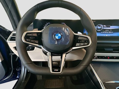 New 2026 BMW 330i xDrive Sedan w/ M Sport Package AWD/4WD image 11