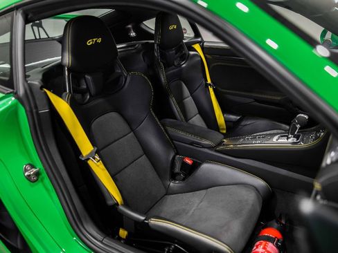 Used 2021 Porsche 718 Cayman GT4 image 14