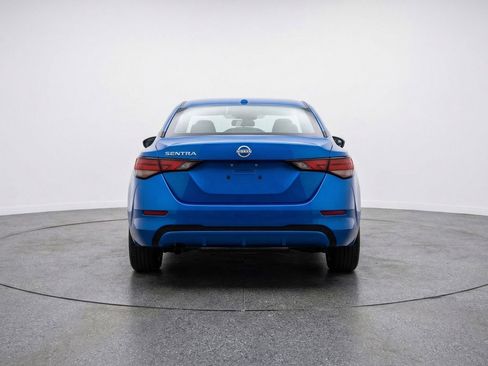 Used 2025 Nissan Sentra SV image 7