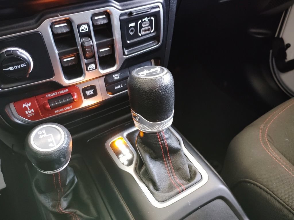 Used 2020 Jeep Wrangler Unlimited Rubicon AWD/4WD image 30