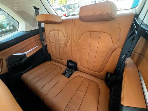 Used 2019 BMW X7 xDrive50i w/ Cold Weather Package AWD/4WD image 25