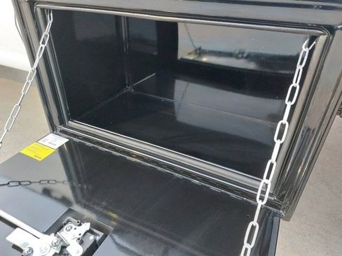 New 2026 Ford F350 XL w/ XL Chrome Package image 15