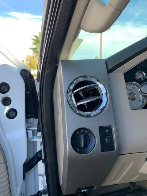 Used 2008 Ford F350 4x4 Crew Cab DRW Super Duty image 22