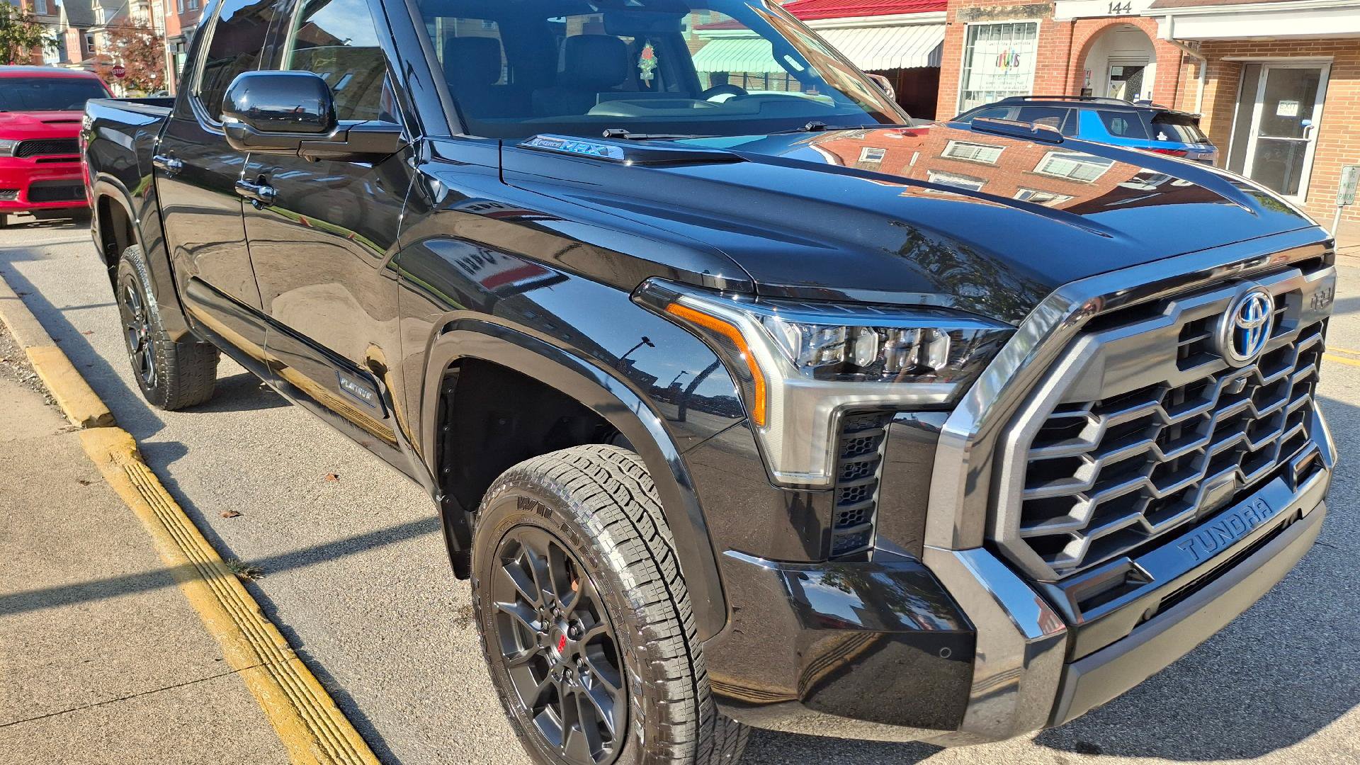 Used 2024 Toyota Tundra Platinum w/ TRD Off-Road Package AWD/4WD image 1