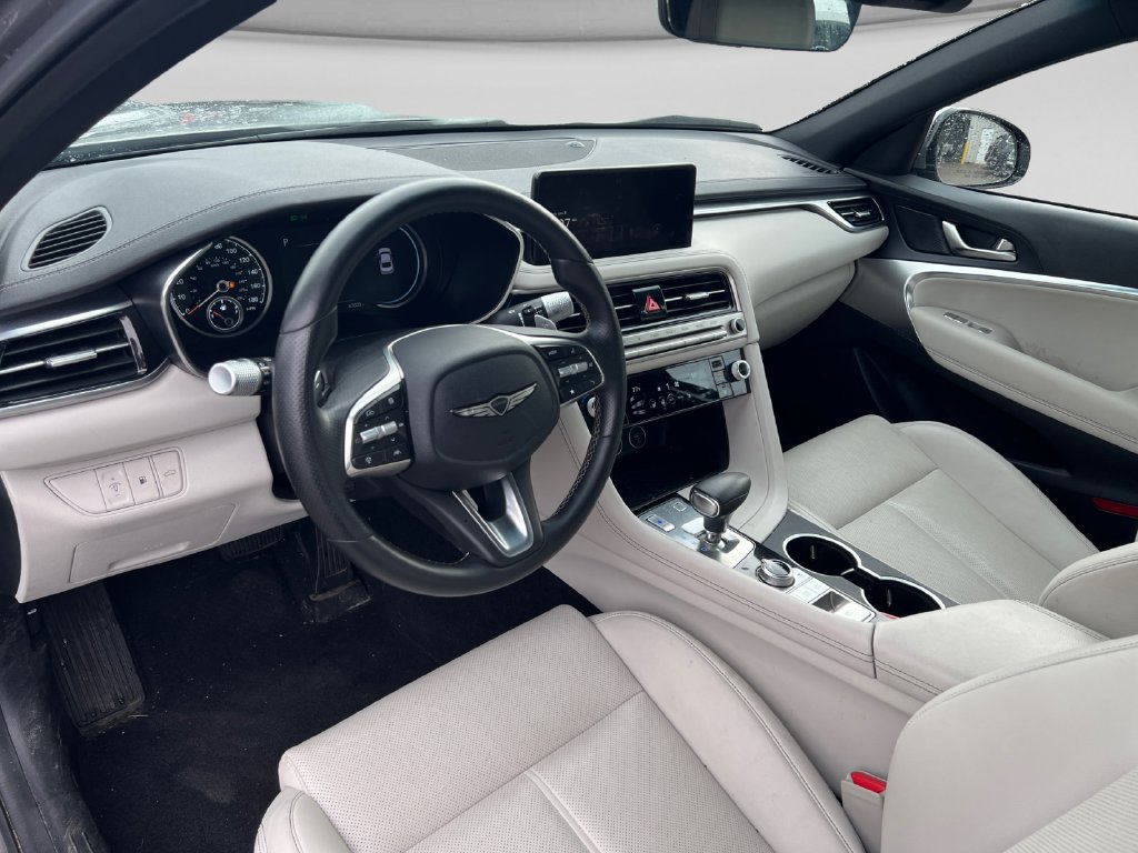 Used 2025 Genesis G70 2.5T AWD/4WD image 19