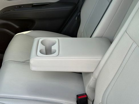 Certified 2022 Hyundai Tucson Limited AWD/4WD image 12