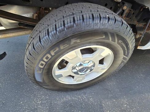 Used 2012 Ford F150 XLT w/ XLT Convenience Pkg AWD/4WD image 8