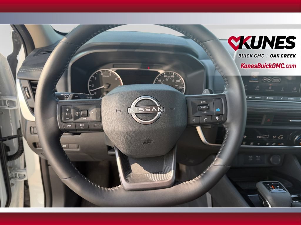 Used 2026 Nissan Rogue SV AWD/4WD image 15