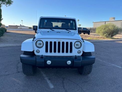 Used 2017 Jeep Wrangler Unlimited Sahara w/ Connectivity Group image 3