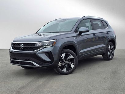 New 2024 Volkswagen Taos SE