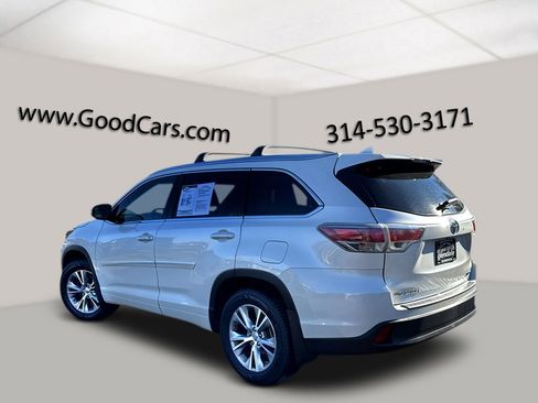 Used 2015 Toyota Highlander XLE image 4