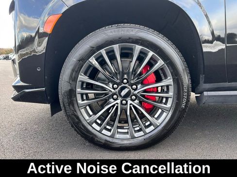 Certified 2023 Cadillac Escalade ESV V image 14