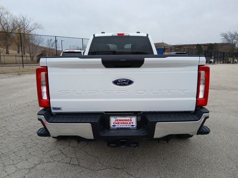 Used 2023 Ford F350 XLT image 24
