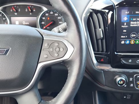 Used 2022 Chevrolet Traverse RS FWD image 27