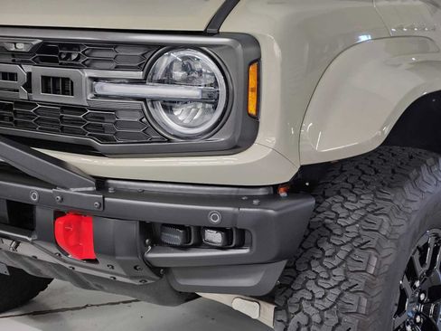 Used 2025 Ford Bronco Raptor AWD/4WD image 12