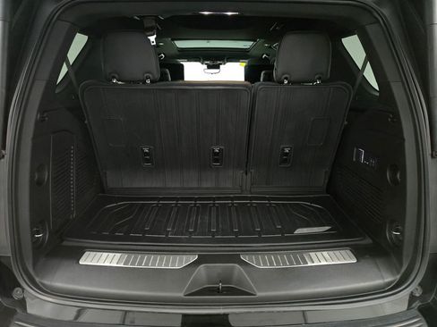 Used 2025 GMC Yukon Denali Ultimate w/ LPO, Floor Liner Package image 19