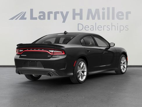 Used 2022 Dodge Charger GT w/ Plus Group RWD image 2