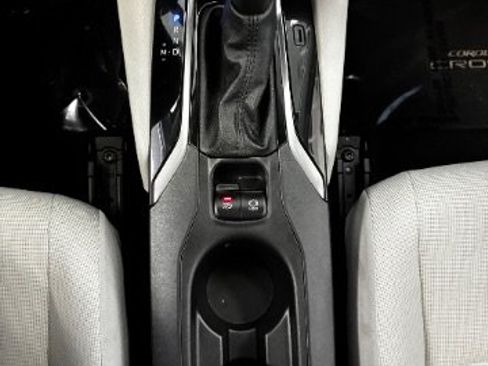 Used 2022 Toyota Corolla Cross L FWD image 24