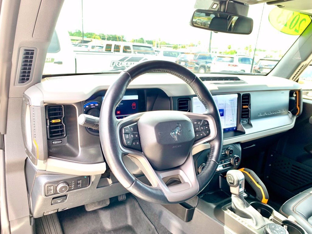Used 2023 Ford Bronco Badlands AWD/4WD image 14