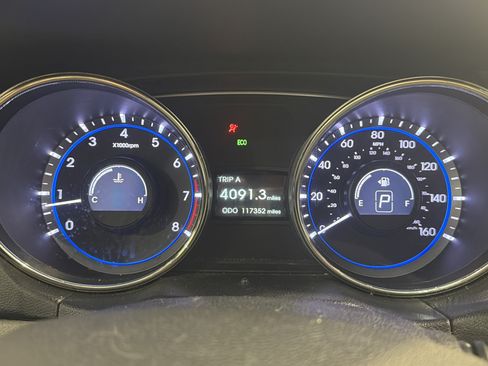 Used 2012 Hyundai Sonata GLS FWD image 17