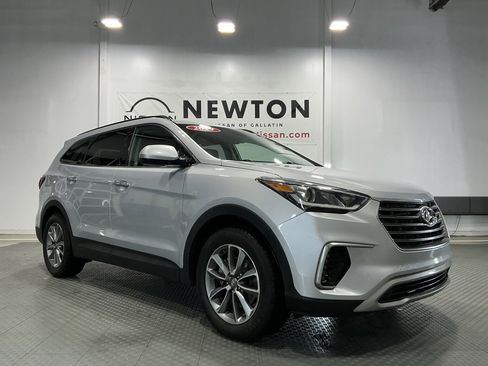 Used 2019 Hyundai Santa Fe XL SE image 46